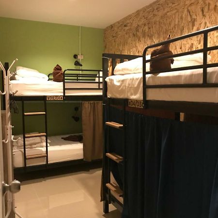 פאטאיה Baan Wararin Hostel מראה חיצוני תמונה