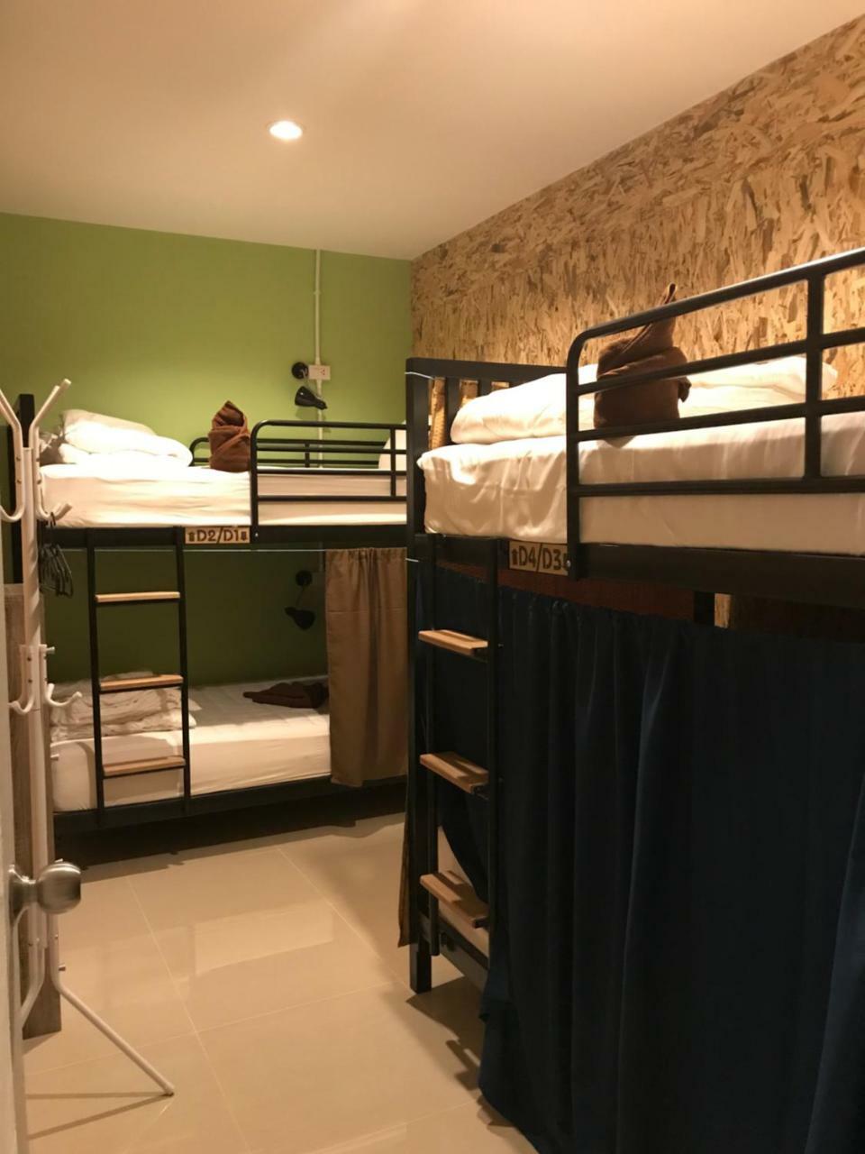 פאטאיה Baan Wararin Hostel מראה חיצוני תמונה