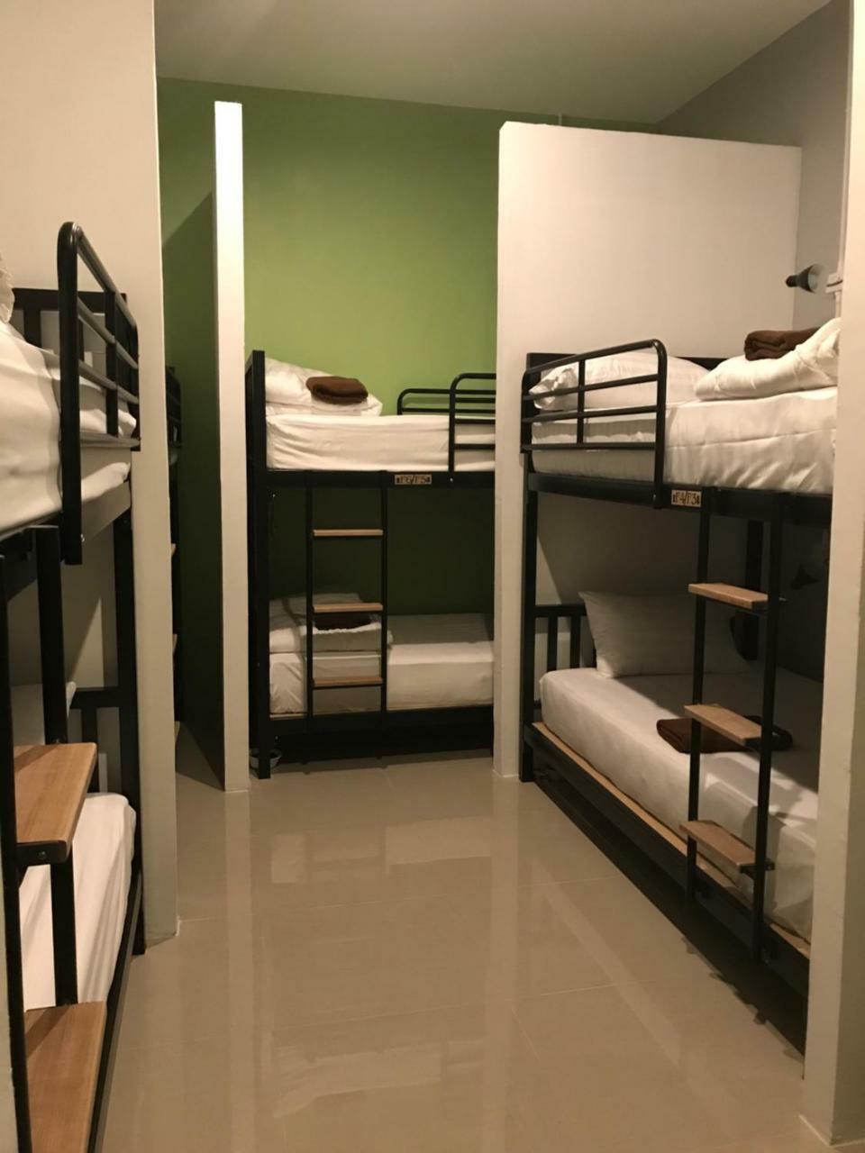 פאטאיה Baan Wararin Hostel מראה חיצוני תמונה