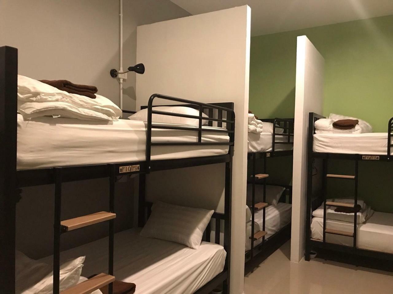 פאטאיה Baan Wararin Hostel מראה חיצוני תמונה